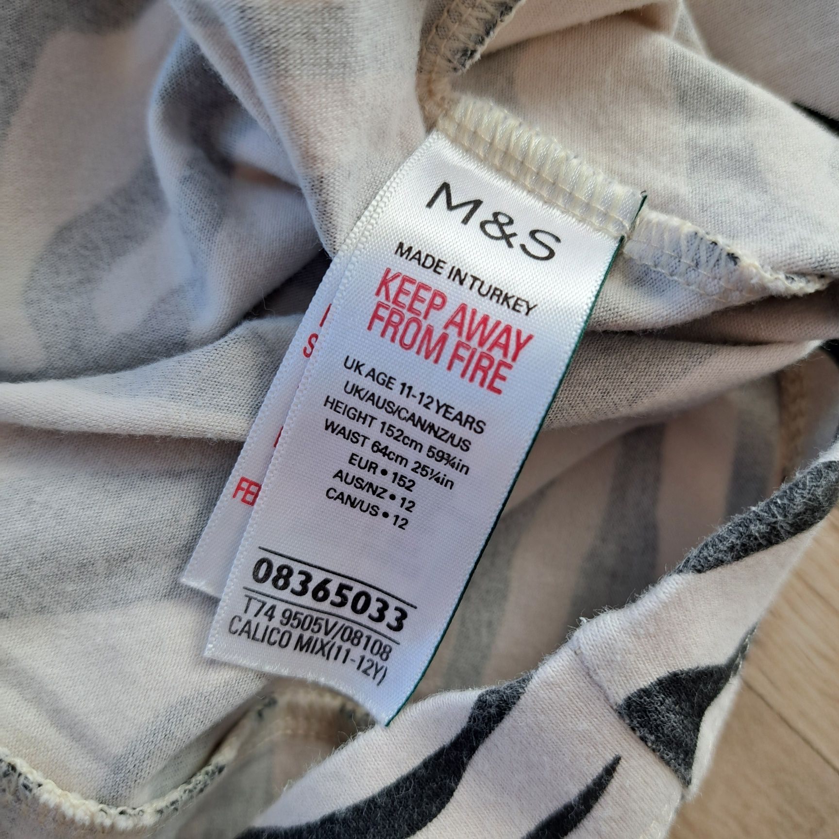 Dziewczęce legginsy flare zebra Marks&Spencer, rozmiar 152