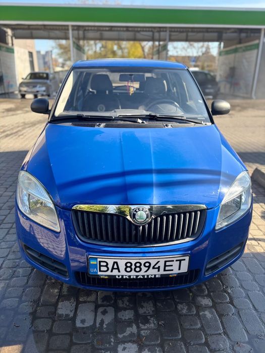 Продам skoda fabia 2009