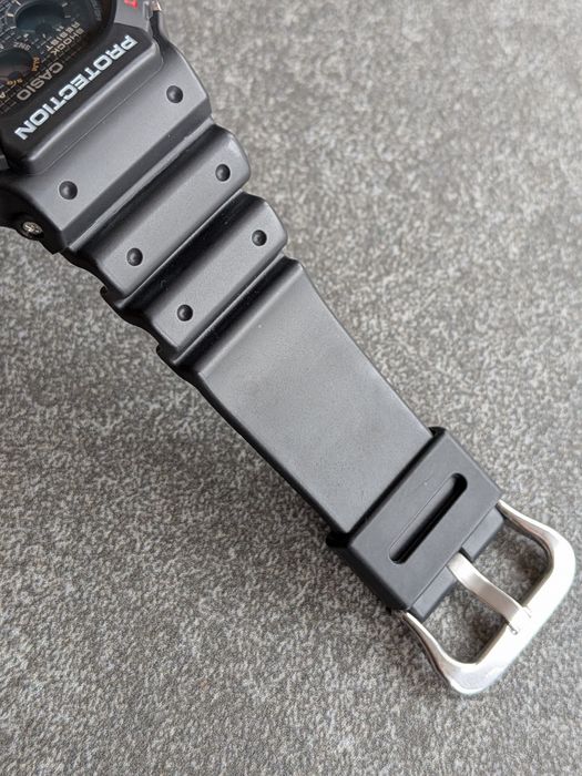 Casio G-Shock DW-5900