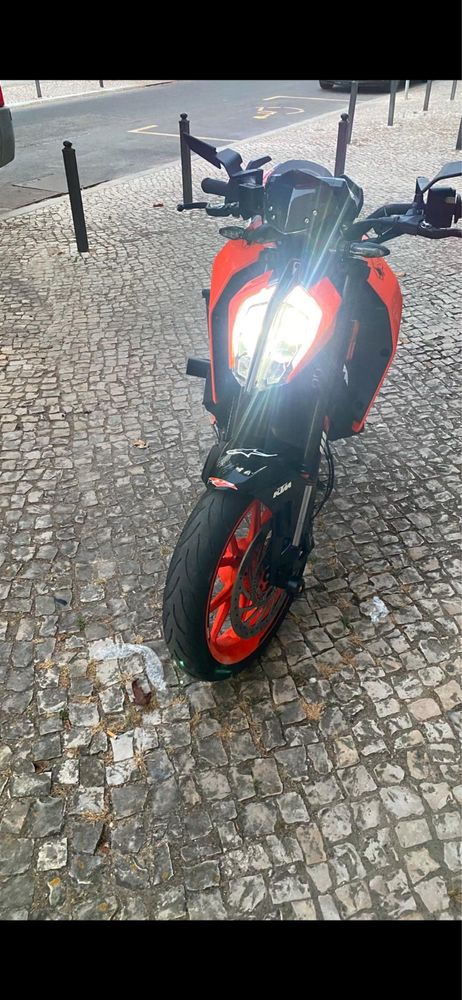 KTM Duke 390