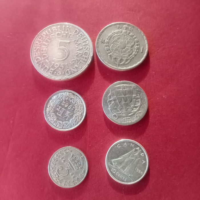 moedas prata  (6) de varios paises