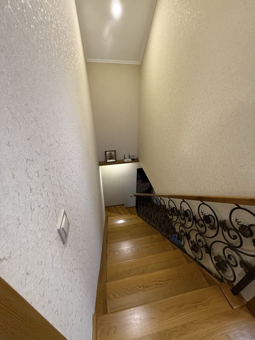 Будинок Буча Лісова