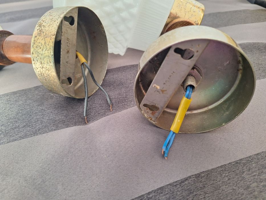 Dwa Klosze lampy kinkiety wczesny PRL