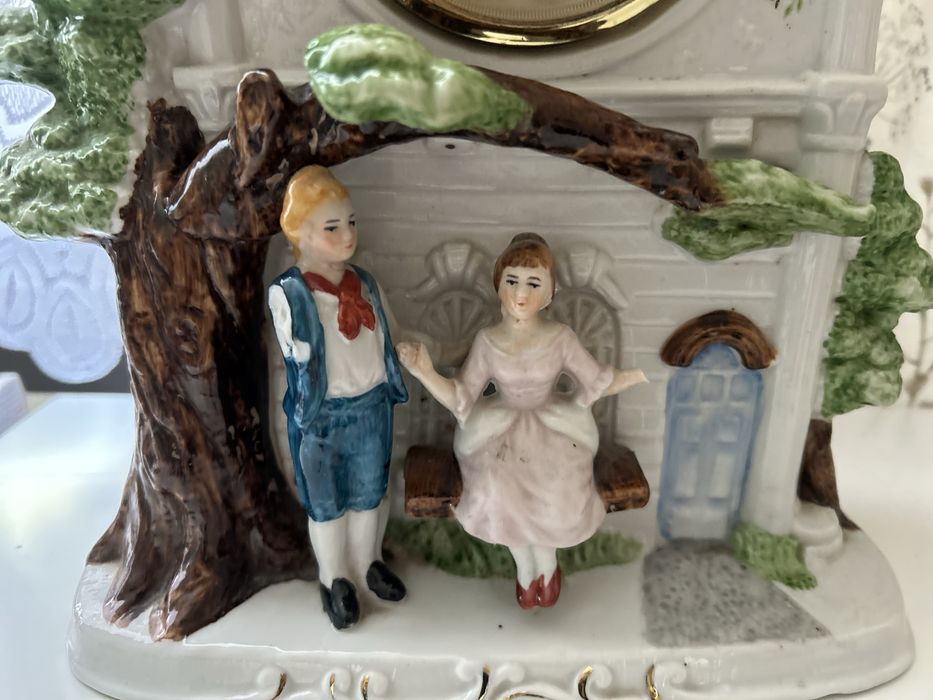 Piekny zegar stojący