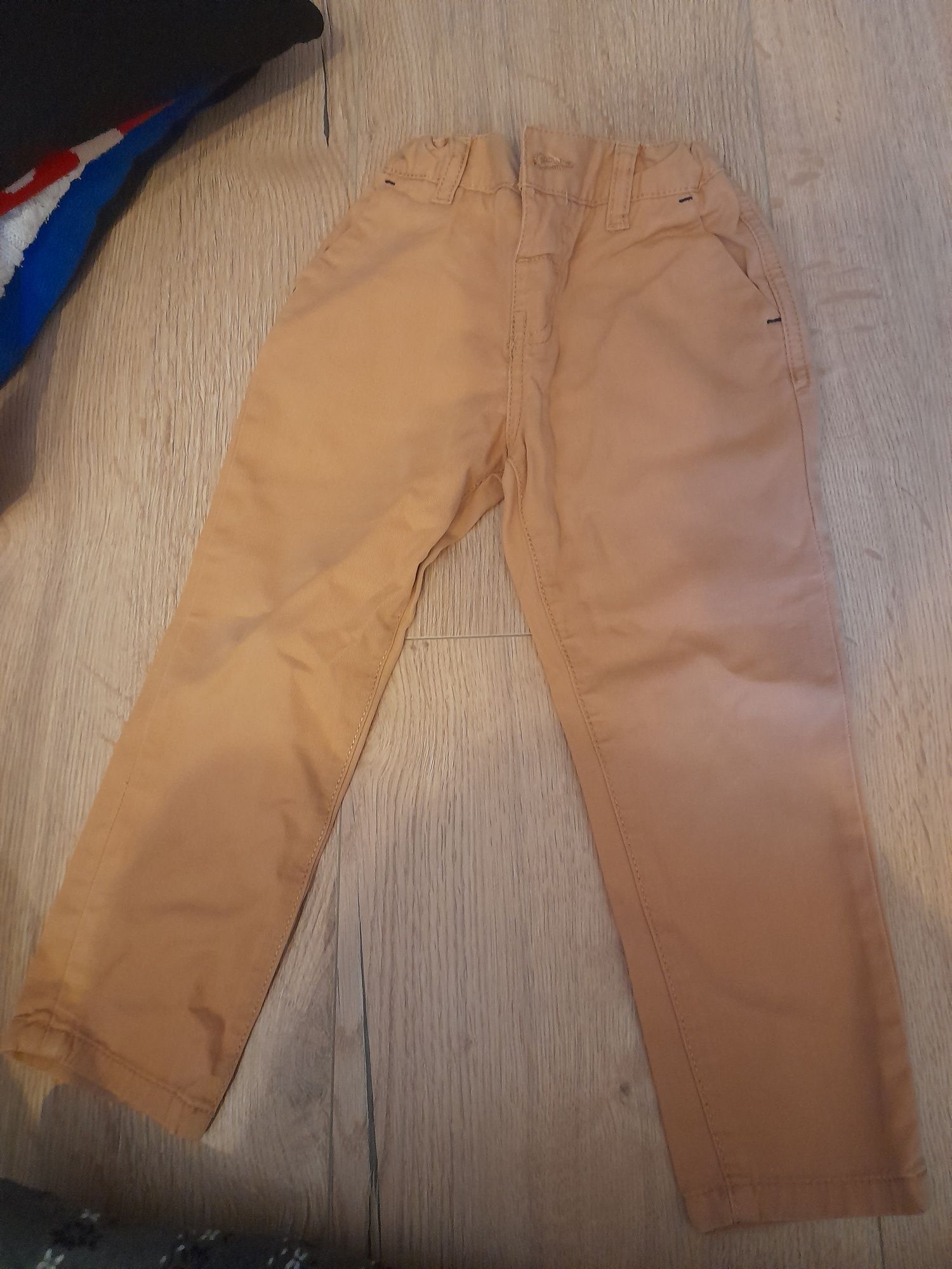 Karmelowe jasne spodnie eleganckie, casual roZ. 98