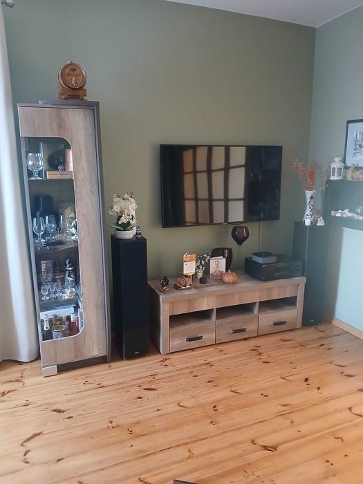 Meble do salonu + stolik oraz dywan