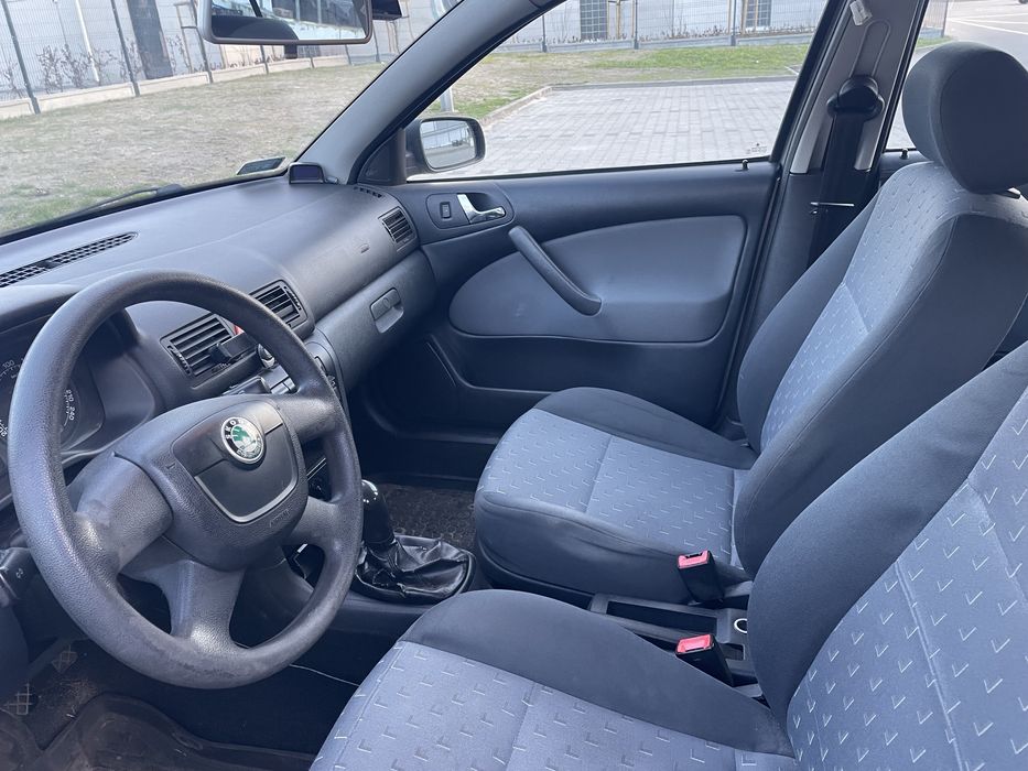 Skoda Oktavia Tour 1.6 MPI Benzyna Gaz