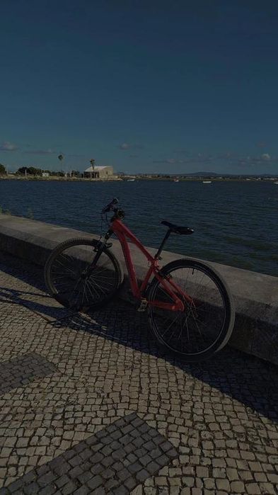 bicicleta nova pronta a andar