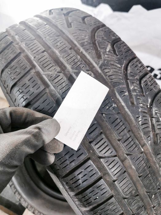 Резина 205/55 R16 Pirelli Sottozero Winter 210 S2 Зима Пара Z16-074