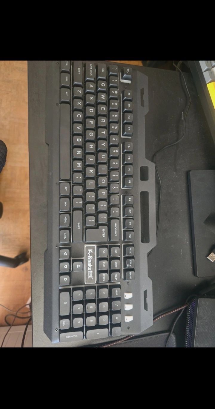 Teclado Gaming LED