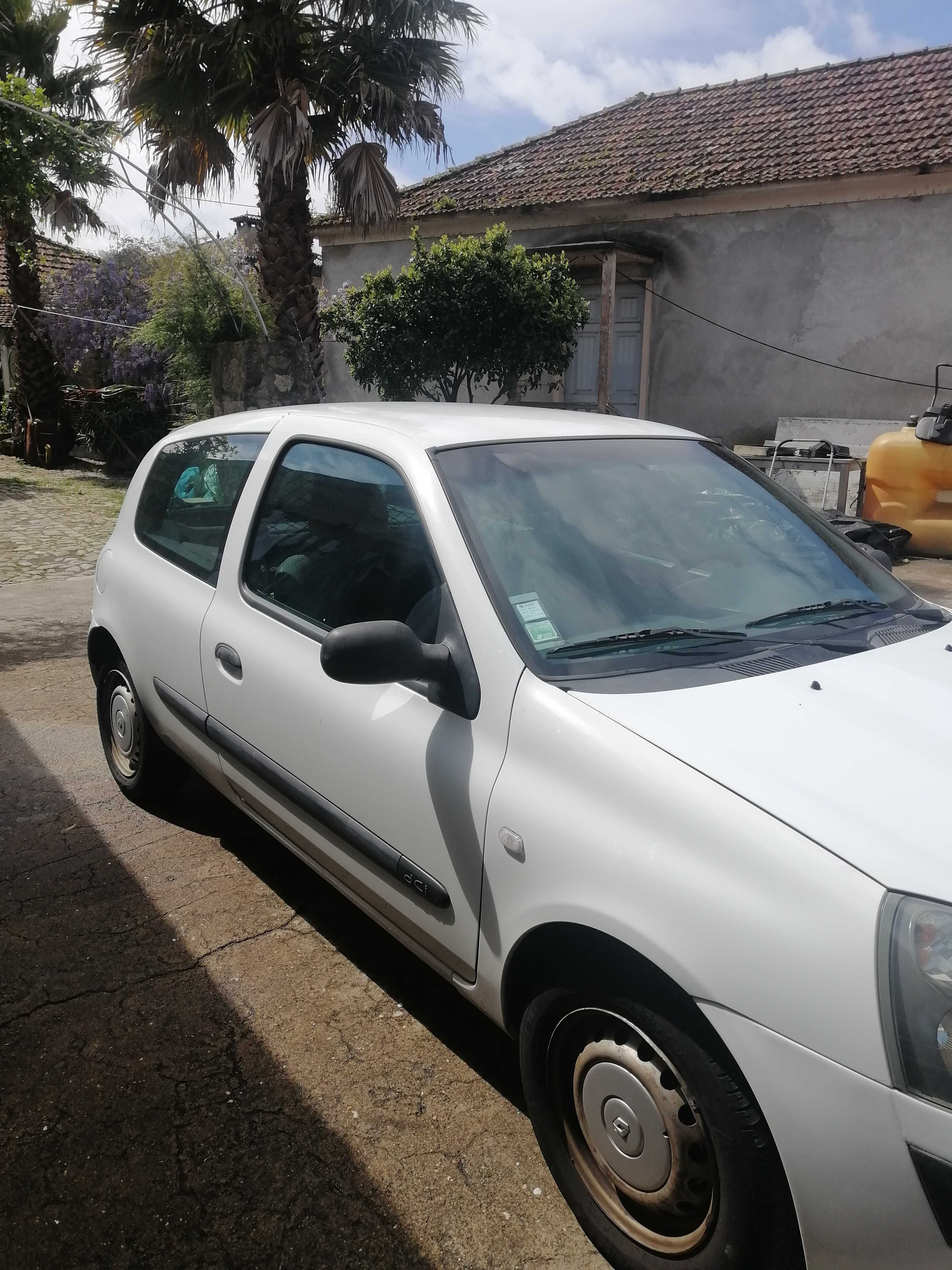 Renault Clio comercial