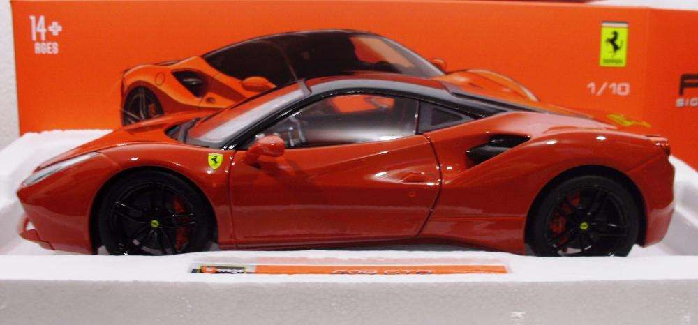 1/18 Ferrari 488 GTB - Bburago Signature