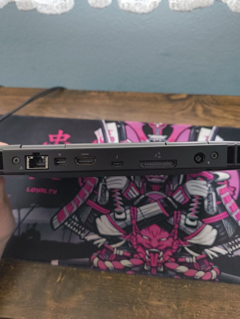 Dotykowy Laptop Alienware 13 r3