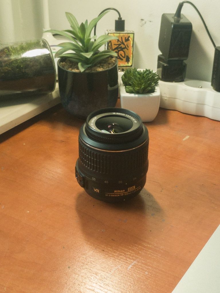 NIKON D3100 +obiektyw +akcesoria