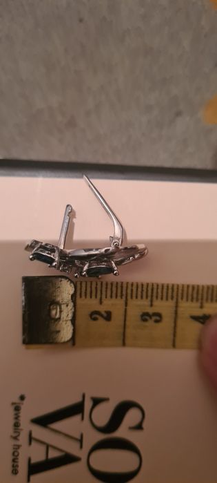 Серьги в белом золоте с сапфирами и бриллиантами