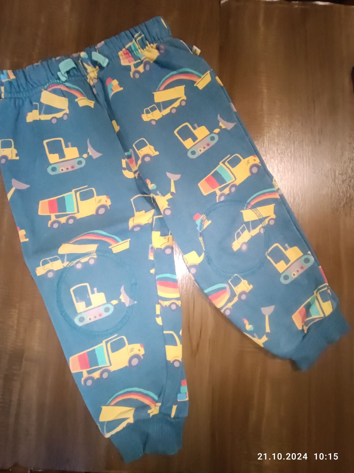 Продам дитячі речі