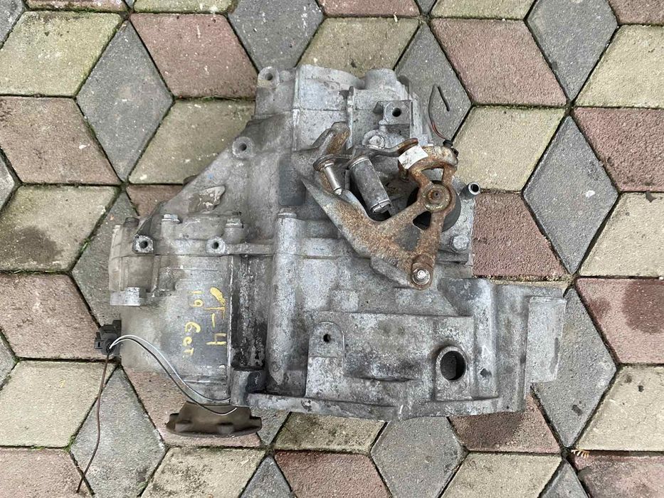 Коробка передач КПП VW Golf 4 Golf 5 Passat B6 B7 Jetta 5 Caddy Bora
