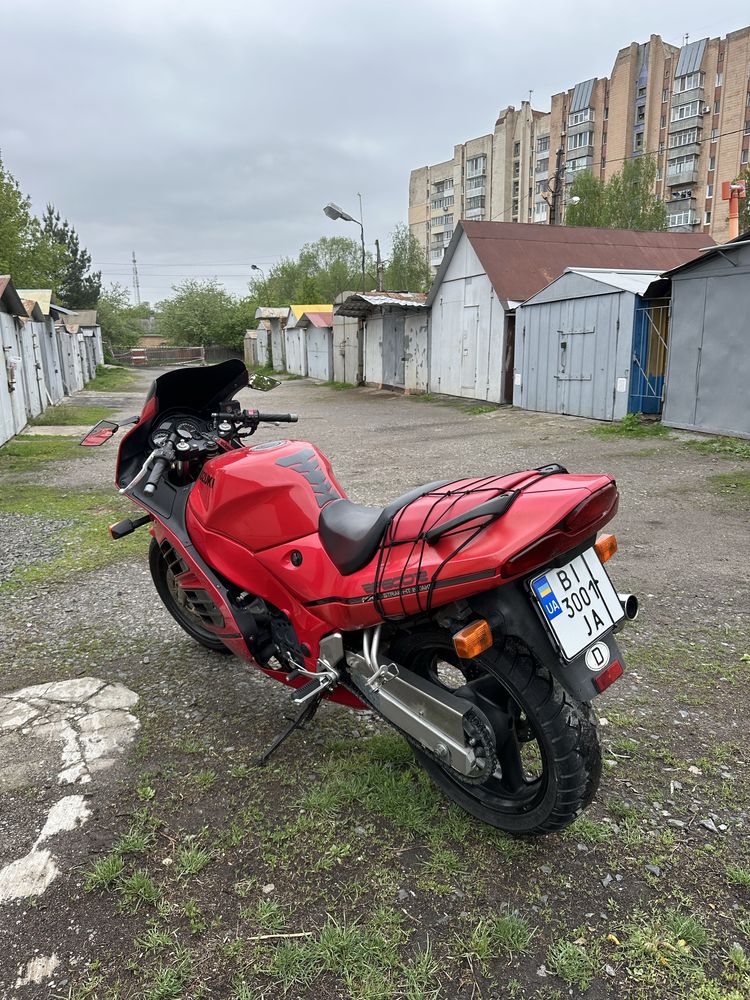 Мотоцикл Suzuki RF600R