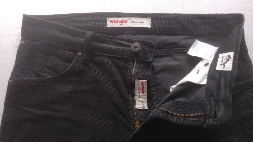 Джинси Wrangler вельветові 32/32 оригінал