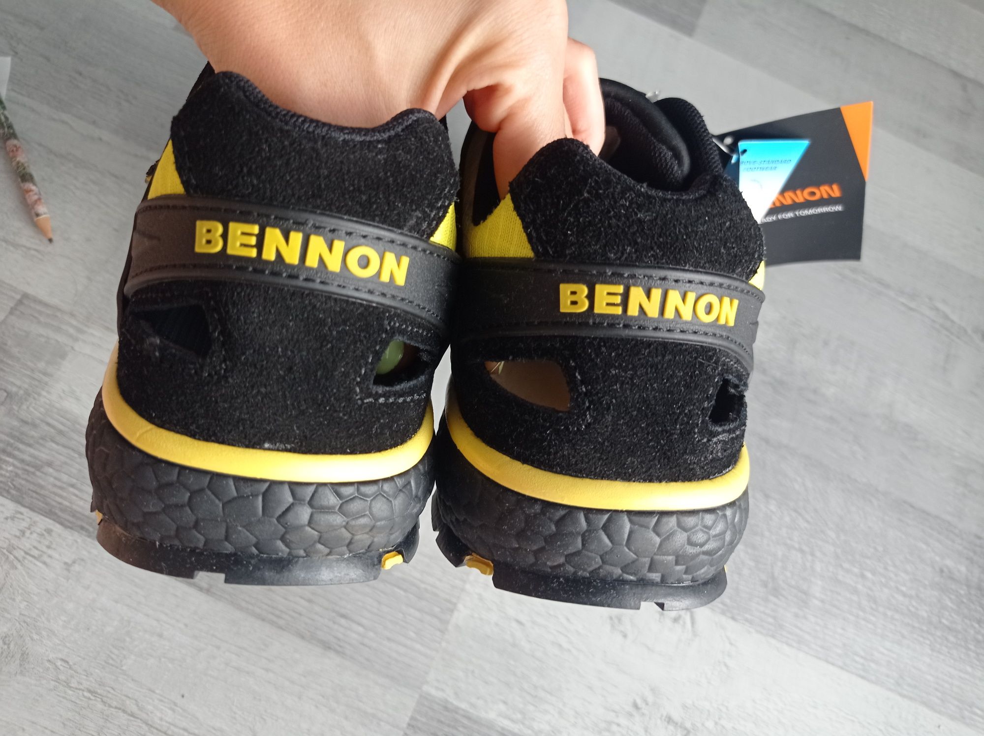 Buty BHP/sandały robocze z podnoskiem 43  Bennon