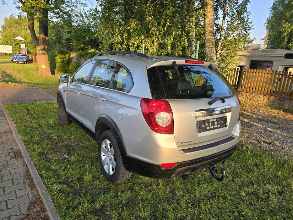 2011r 2.4b 7 osobowy 167 tys km nawigacja pdc DVD klimatyzacja