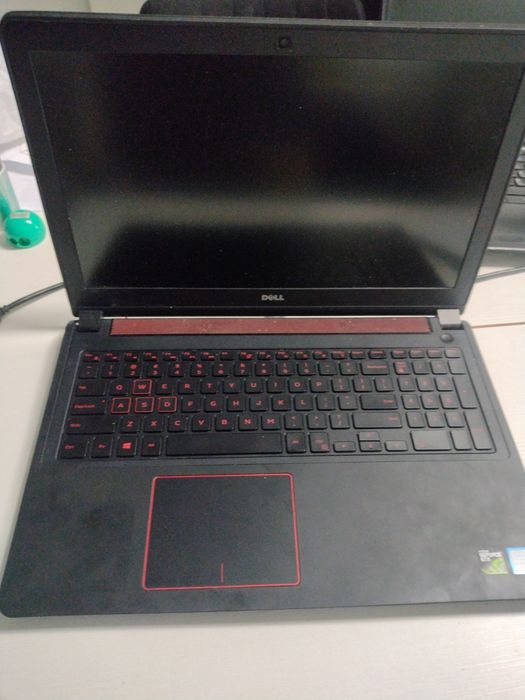Laptop Dell Inspiron 5577 i5 8G GTX1050