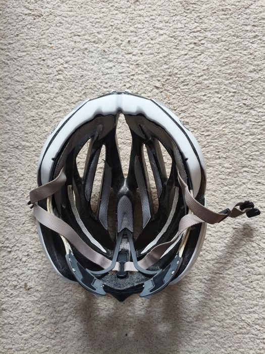 Kask rowerowy GIRO IONOS