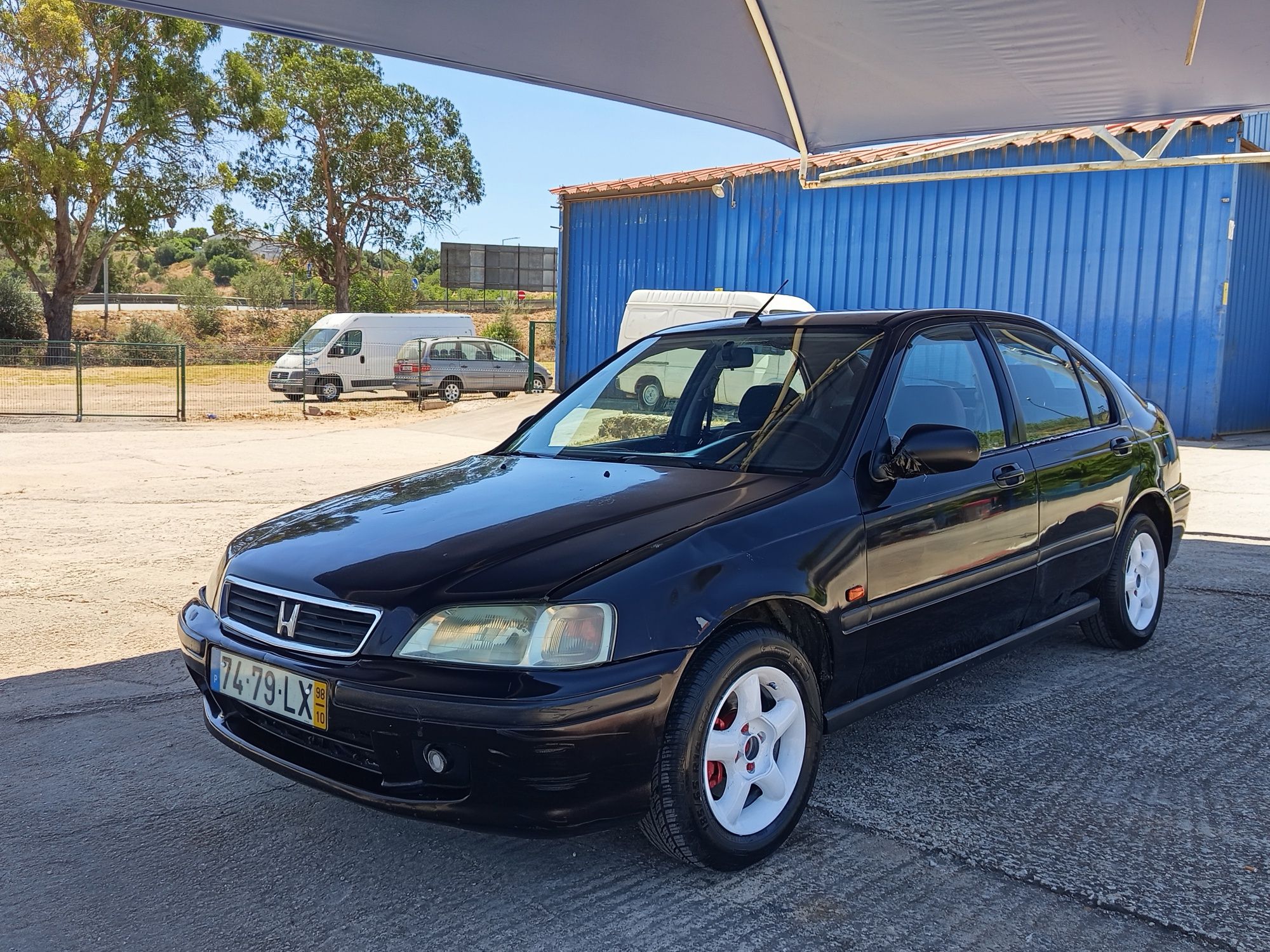 Oportunidade Honda Civic 1.5 VTEC em excelente estado mecânico
