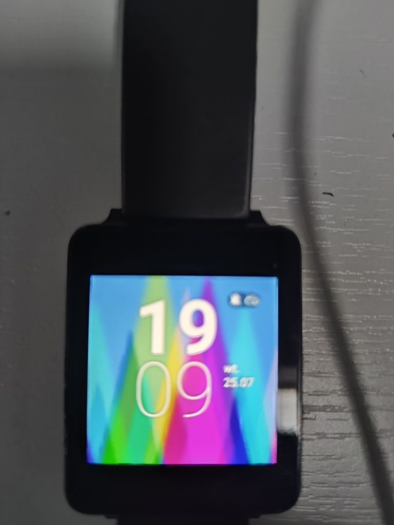 Sprzedam LG G Watch