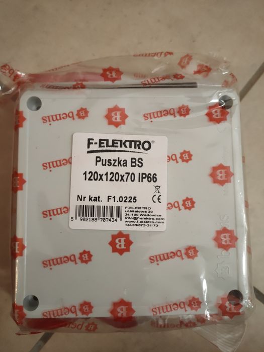 Puszka hermetyczna BS 120x120x70 IP66