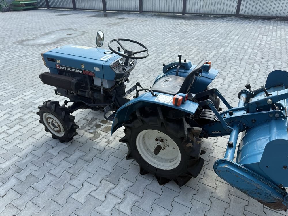 Японський трактор Mitsubishi D1450