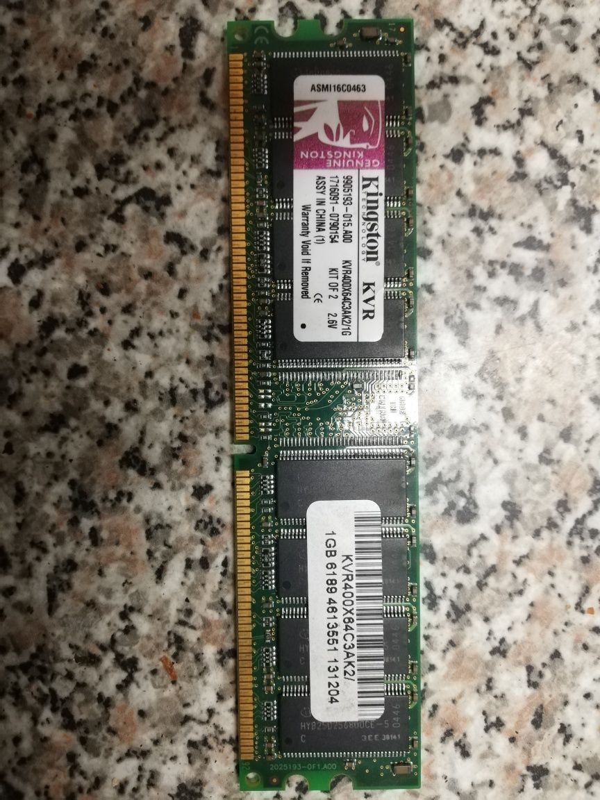 1 GB Memória RAM DR1