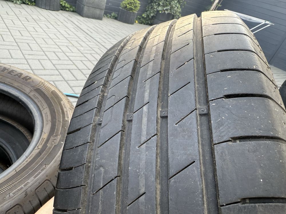 Opony Goodyear Efficient Groip performance 215/60 R17 96H