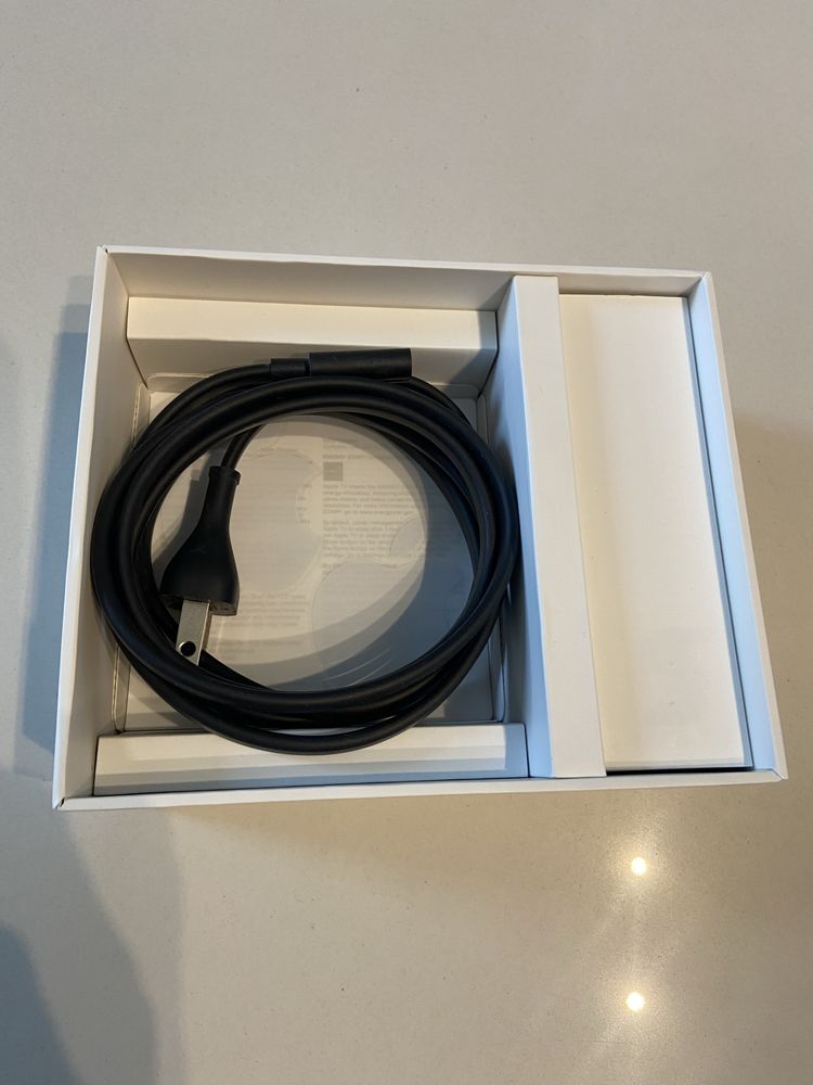 Apple TV ревізія A1842 64 Gb