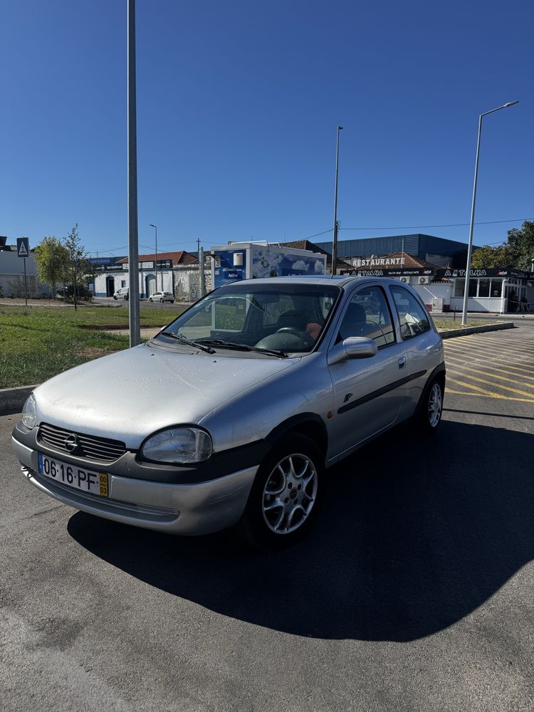 Opel Corsa 1.5 TD ISUZO Gasóleo