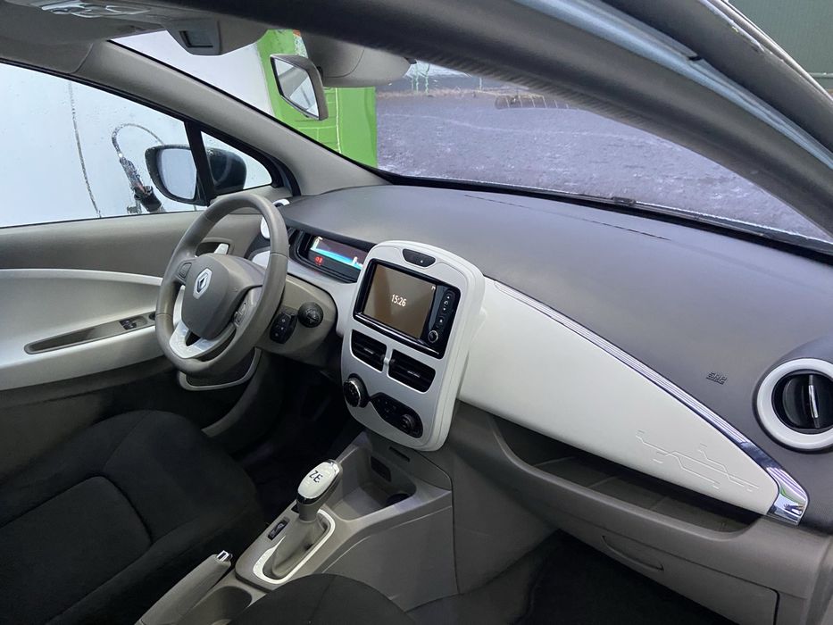 Рено зоя 2015рік