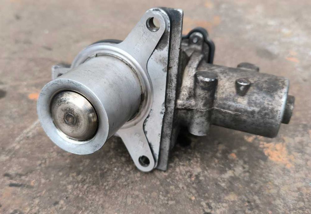 Клапан EGR ЕГР Megane2 Kangoo2 Scenic2 1.5dCi 8200282949