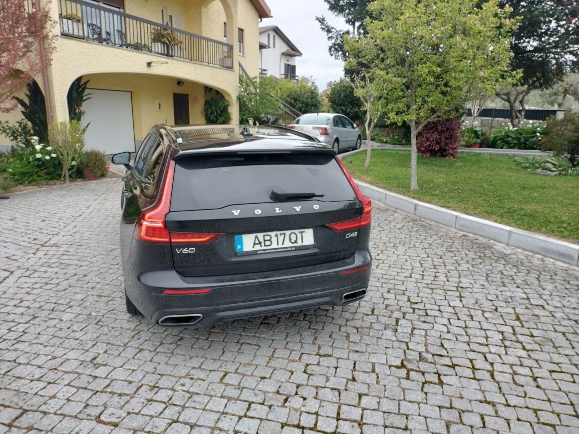 Volvo V60 D4 2020