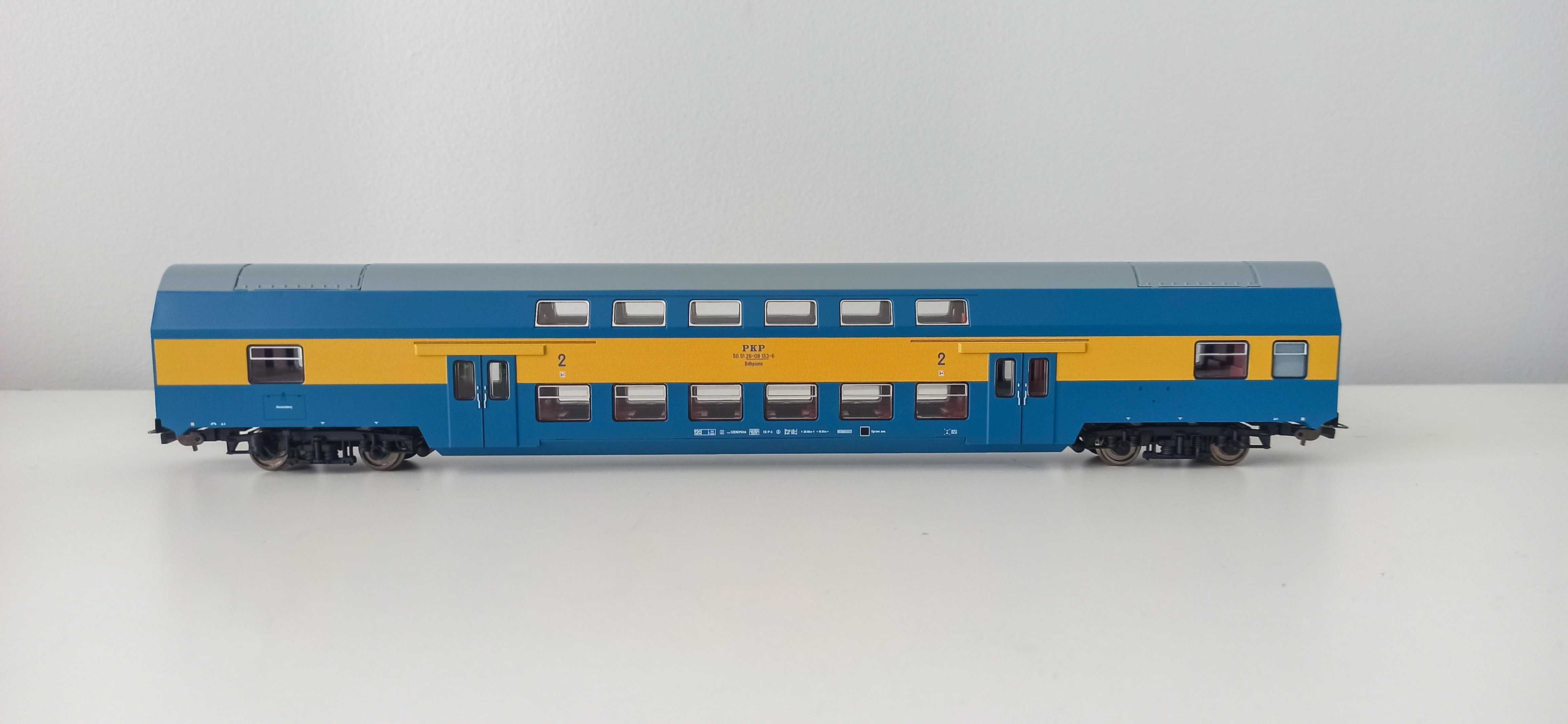 Model wagonu piętrowego Bdhpumn, PKP, Piko, H0 -6