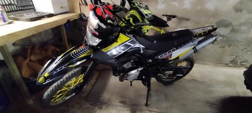 Yamaha WR 125 R enduro