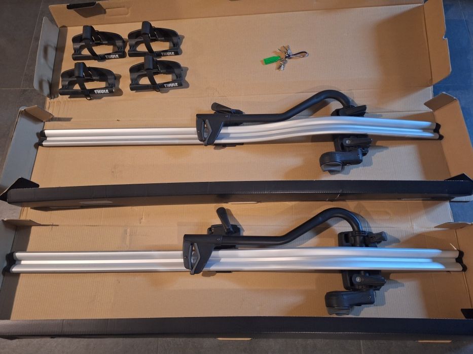 Thule ProRide 591 dachowy bagażnik rowerowy czarny/aluminium 2 sztuki