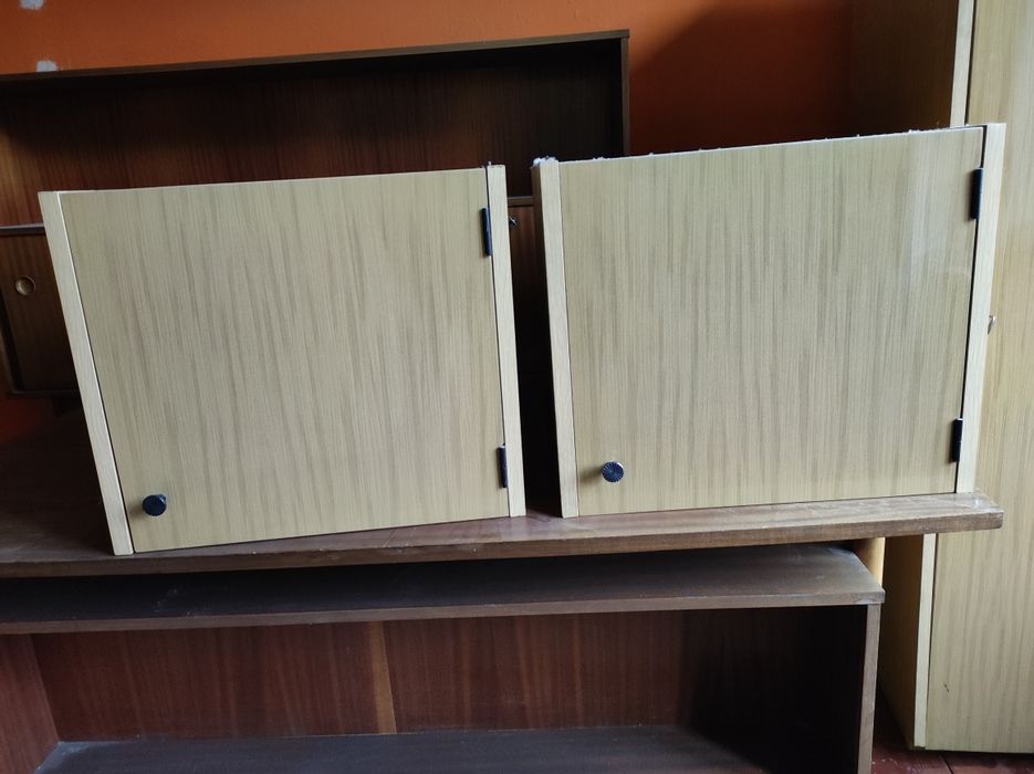 Komplet szafa +dwie szafki prl