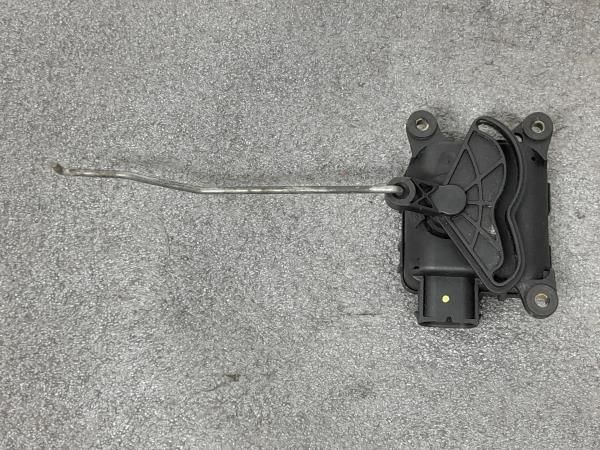 Motor da comporta da sofagem AUDI A6 (4B2, C5)