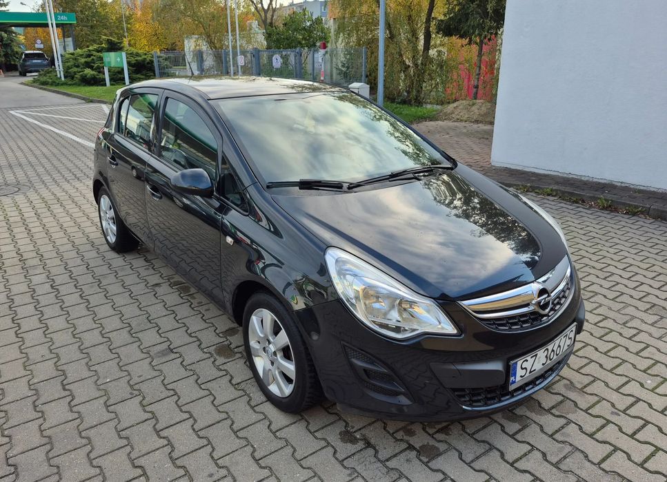 Opel Corsa D Lift 1.4 100 KM Klimatyzacja Elektryka Alufelgi Oferta prywatna