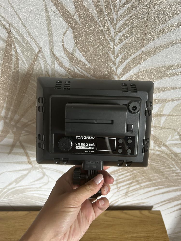 Lampa ledowa Yongnuo 300 III