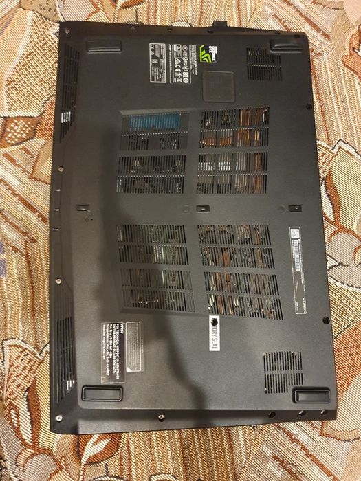 Игровой ноутбук MSI GV62 8RD / 15.6"