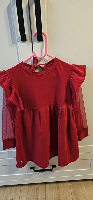 Czerwona sukienka 122/128