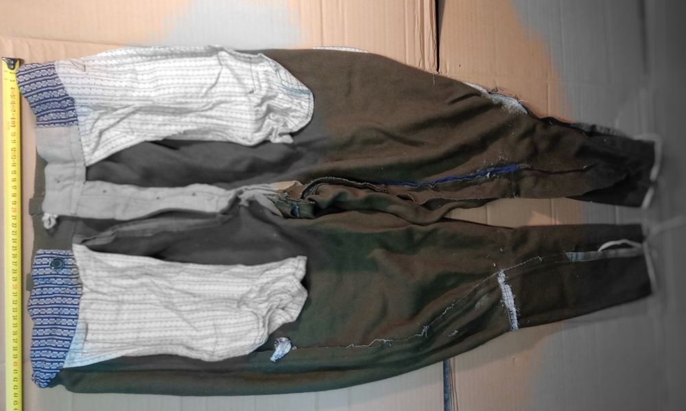 Unikatowe spodnie ułańskie wojskowe stan bd. mundur rogatywka siodło