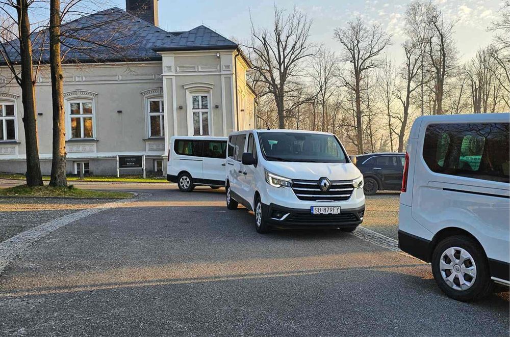 Wypożyczenie, Wynajem Busa Renault Trafic 9os