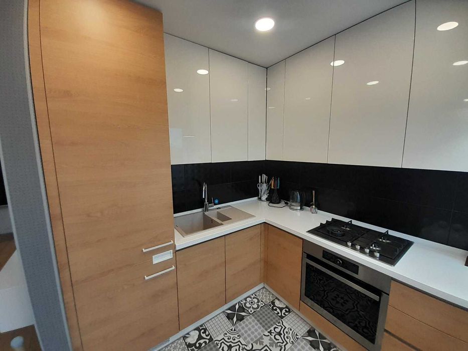 НОВАЯ! 2 к.кв. на Павлово Поле с авторским ремонтом. 5/9. ЭКС. AN